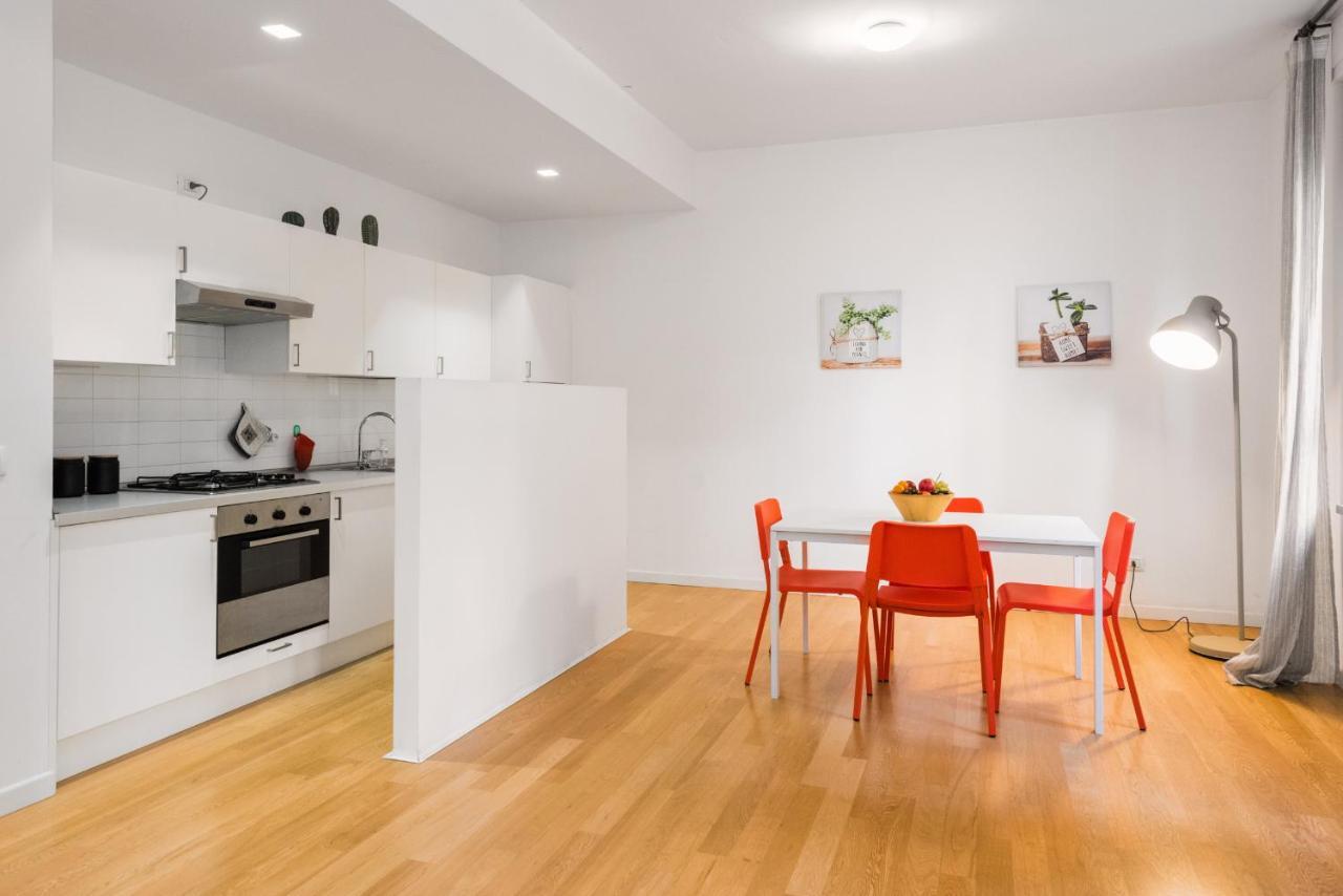 דירות ורונה Flats4Rent Delia מראה חיצוני תמונה
